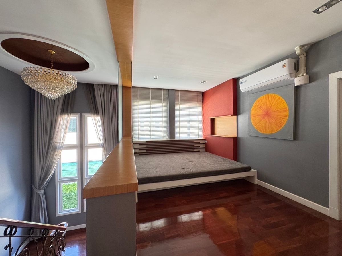 บ้านมีนบุรี-ร่มเกล้า : 📢👇ขายพร้อมผู้เช่า สัญญาถึง มิถุนายน 2569
 บ้านเดี่ยวสุดหรู พร้อมสระว่ายน้ำส่วนตัว ใกล้ ม.สแตมฟอร์ด และโรงเรียนนานาชาติหลายแห่ง 