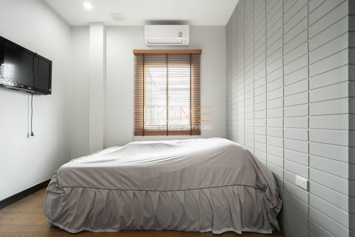 ขายบ้านนวมินทร์ รามอินทรา : บ้านเดี่ยว ย่านแฟชั่นไอซ์แลนด์ 📍 เสนา พาร์ค แกรนด์ รามอินทรา / 4 ห้องนอน (ขาย), Sena Park Grand Ramintra / 4 Bedrooms (FOR SALE) TAN771