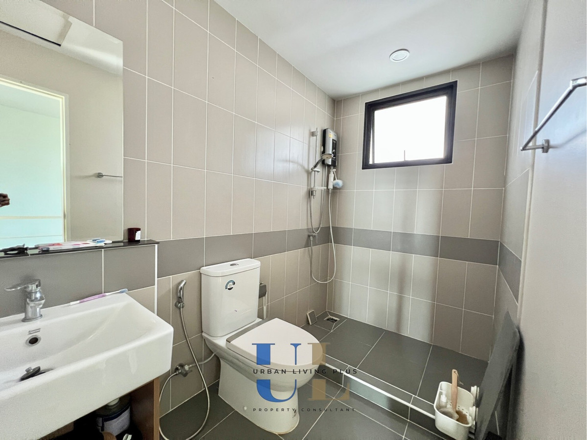 For RentTownhomeRama5, Ratchapruek, Bangkruai : ( UL2504023  ) Tel/Line 096-2479369 FOR RENT , Baan Klang Meung Ratchaphruek - Sathorn 3 bed 3 bath 150 Sq.M. New house