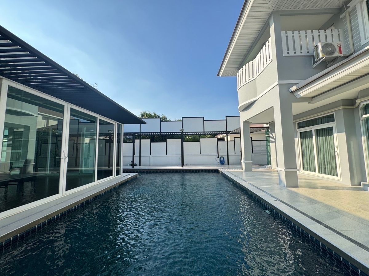 บ้านมีนบุรี-ร่มเกล้า : 📢👇ขายพร้อมผู้เช่า สัญญาถึง มิถุนายน 2569
 บ้านเดี่ยวสุดหรู พร้อมสระว่ายน้ำส่วนตัว ใกล้ ม.สแตมฟอร์ด และโรงเรียนนานาชาติหลายแห่ง 