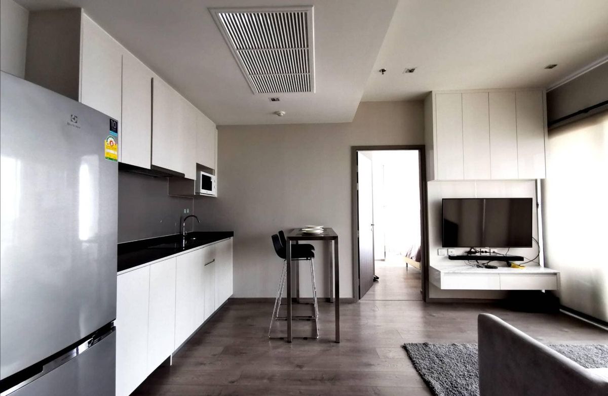 For SaleCondoLadprao, Central Ladprao : ✨ Urgent sale with tenant til May 26 WhizDom Ratchada-Ladprao 2 Bedroom, Playing room and Bedroom, see beautiful view The balcony is wide and full of beautiful views. Convenient transportation, near MRT Lat Phrao.