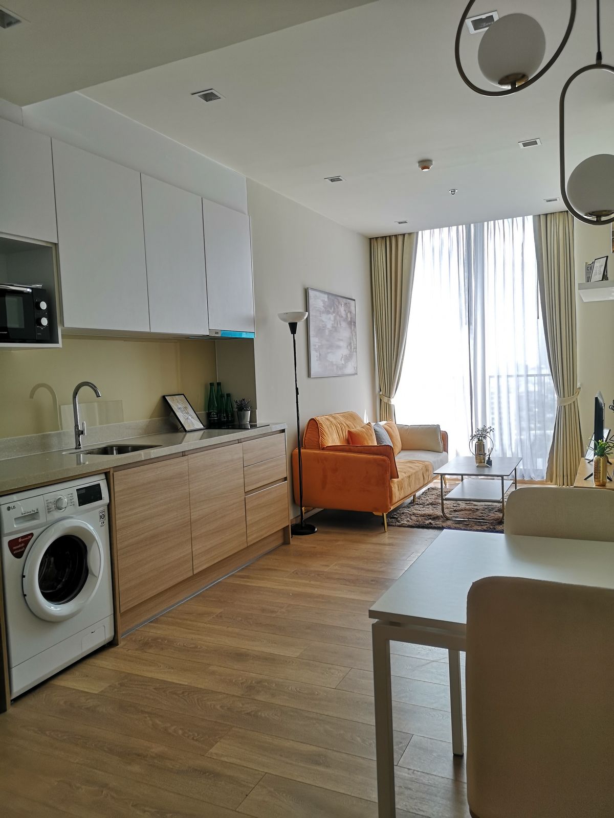 ให้เช่าคอนโดสุขุมวิท อโศก ทองหล่อ : Noble Around Sukhumvit 33⭐1 Bedroom⭐45 Sq.m⭐BTS Phrom Phong