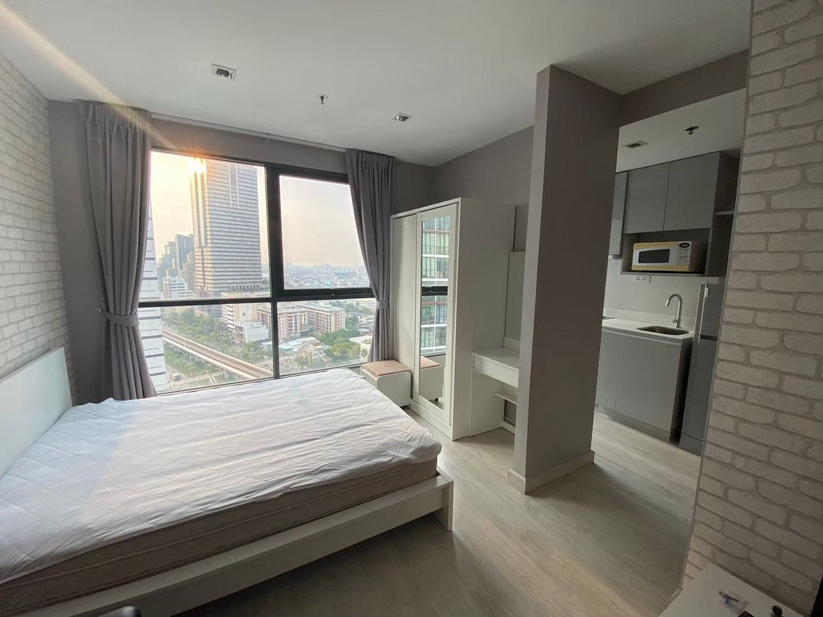ให้เช่าคอนโดวงเวียนใหญ่ เจริญนคร : ให้เช่า! ว่างพร้อมอยู่ กับ Ideo Mobi Sathorn ราคาดีมาก✨  เดินถึง BTS กรุงธนบุรี ได้
