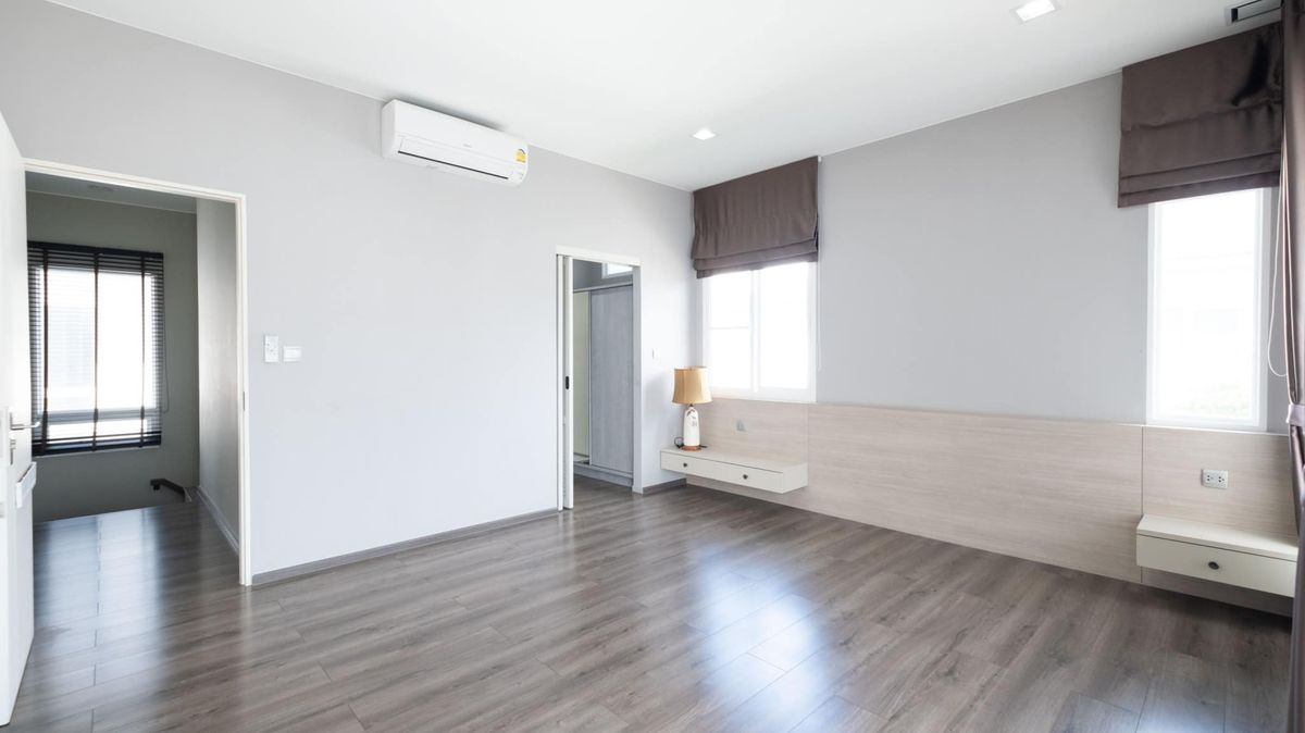 For SaleHouseBangna, Bearing, Lasalle : Detached house near Mega Bangna, Manthana 2, Bang Na Km. 7, 4 bedrooms, 4 bathrooms