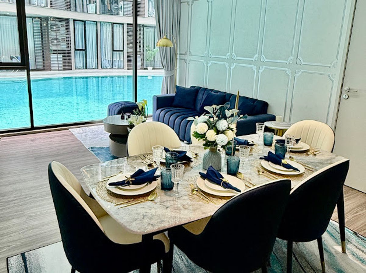 ให้เช่าคอนโดสุขุมวิท อโศก ทองหล่อ : Rental : Fynn Asoke • 3 Bedroom 2 Bathroom • Size : 110 S.qm • 1  Floor 