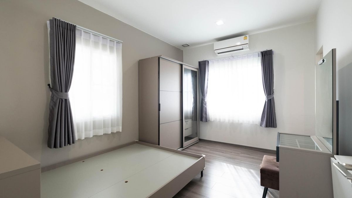 For SaleHouseBangna, Bearing, Lasalle : Detached house near Mega Bangna, Manthana 2, Bang Na Km. 7, 4 bedrooms, 4 bathrooms