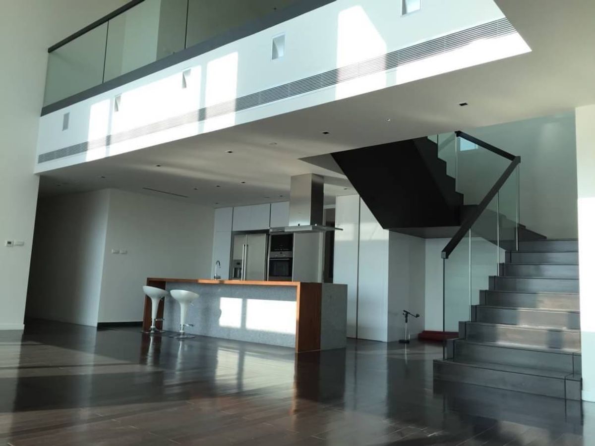 ขายคอนโดพระราม 3 สาธุประดิษฐ์ : The Pano Rama 3- Super luxury 5 bedroom condo, Stunning unblocked river views, High floors