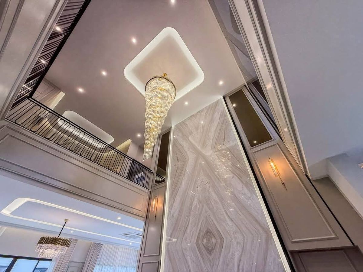 บ้านพัฒนาการ ศรีนครินทร์ : บ้านเดี่ยว นาราสิริ กรุงเทพกรีฑา🏡