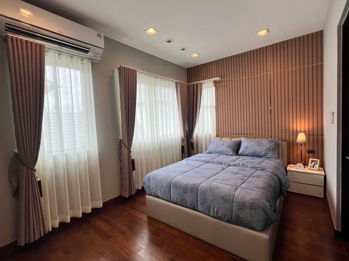 ขายบ้านลาดกระบัง สุวรรณภูมิ : ✨ขายด่วน บ้านเดี่ยว เพอร์เฟค มาสเตอร์พีซ พระราม 9 เฟอร์นิเจอร์ตกแต่งทุกห้องครบ ติดแอร์ครบทุกห้อง เงียบสงบ เหมาะสำหรับผู้ต้องการความเป็นส่วนตัว ทำเลดี  ใกล้รถไฟฟ้าสายสีส้ม