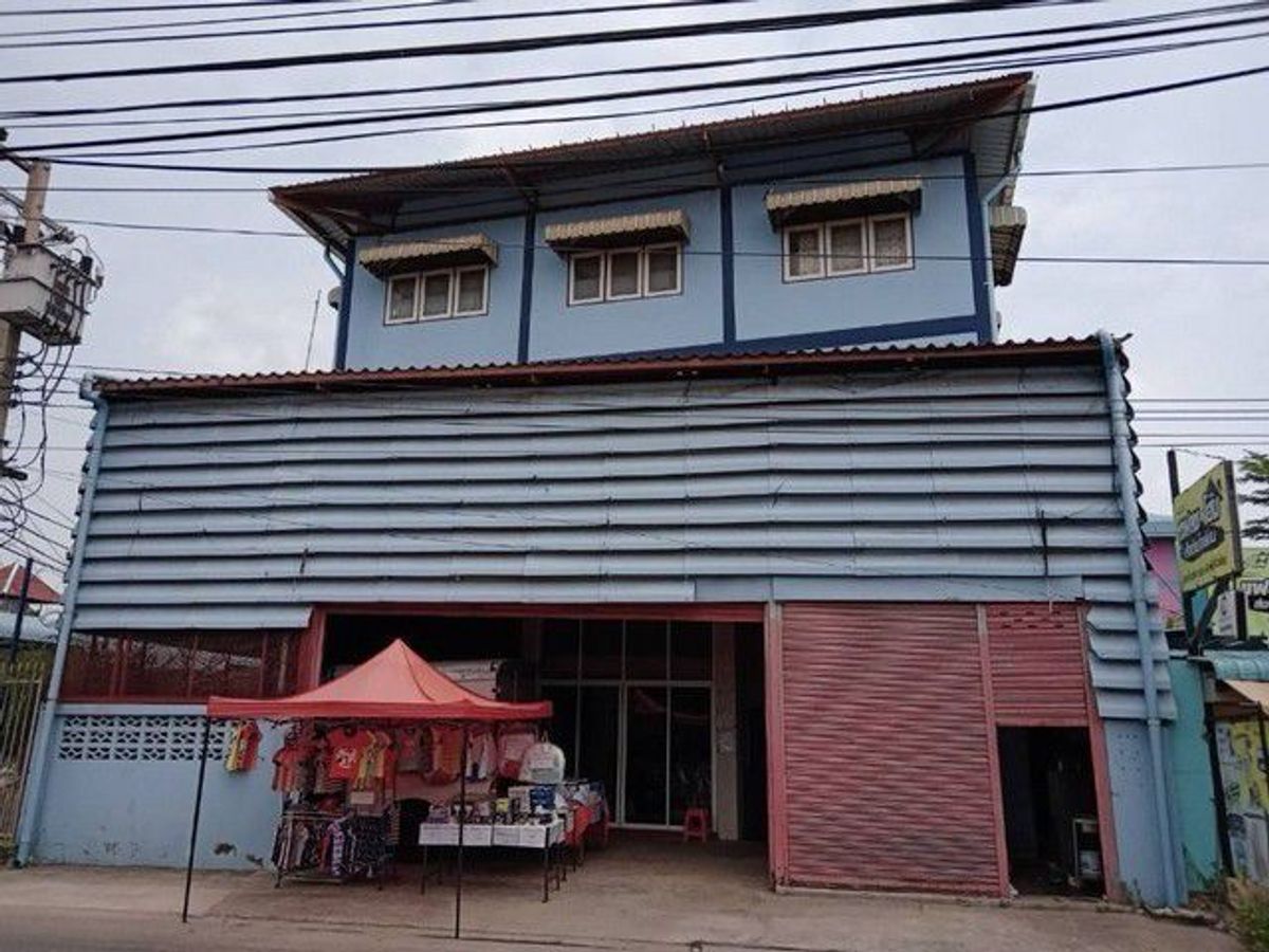 For RentFactoryRathburana, Suksawat : Rent a factory with the building. Can request the Ror.