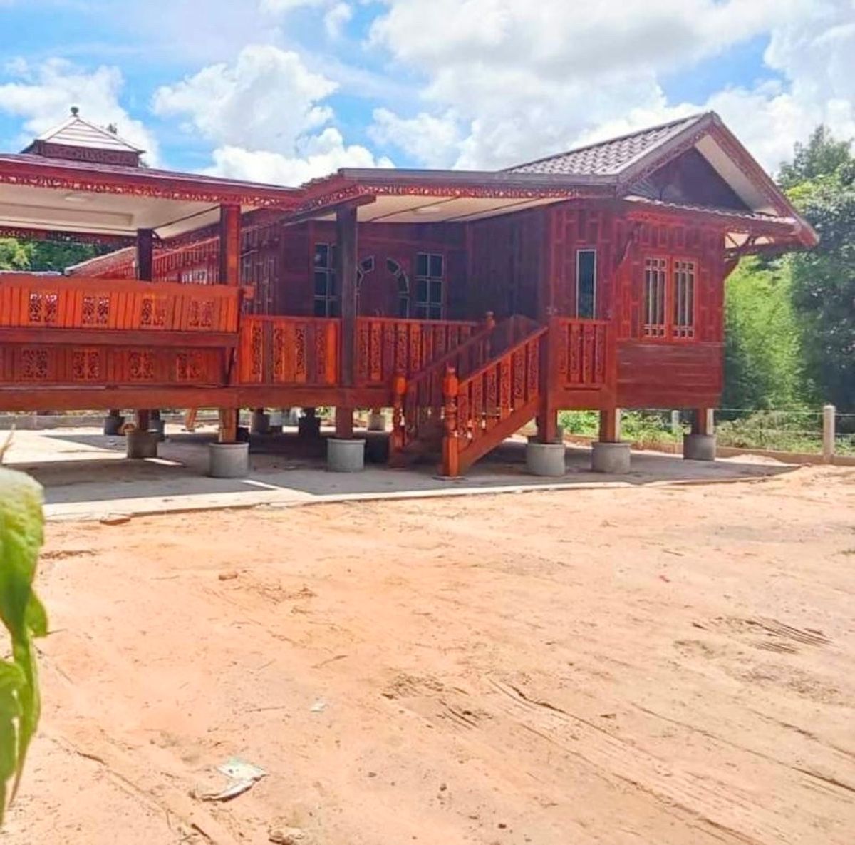 For RentHousePhutthamonthon, Salaya : Rent a knock -down house Thai house style, 90 sq.m. Phutthamonthon Sai 4, Sala