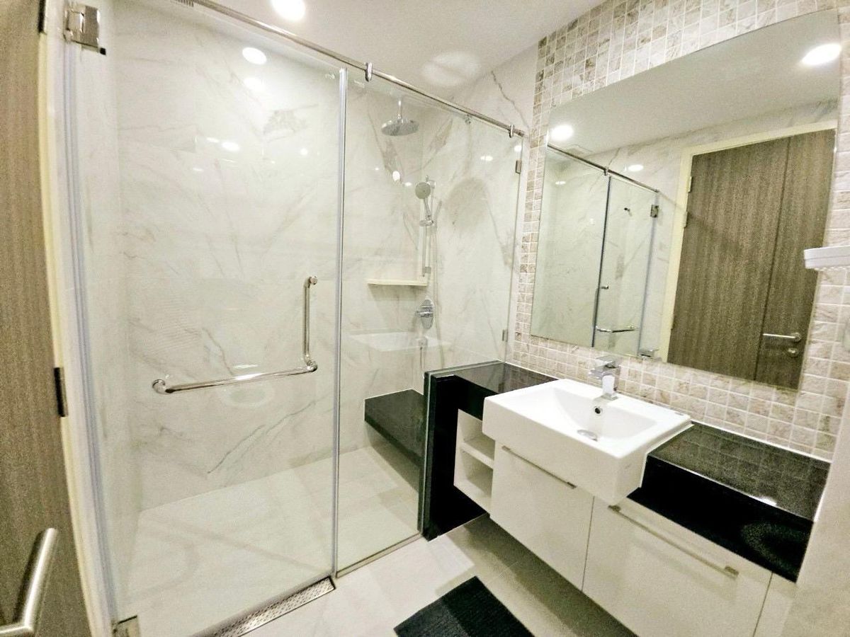 For RentCondoWongwianyai, Charoennakor : Supalai Premier Charoen Nakhon【𝐑𝐄𝐍𝐓】🔥Luxurious decoration in every corner Built-in furniture is perfect, warm but with a premium feel🔥 Contact Line ID: @hacondo