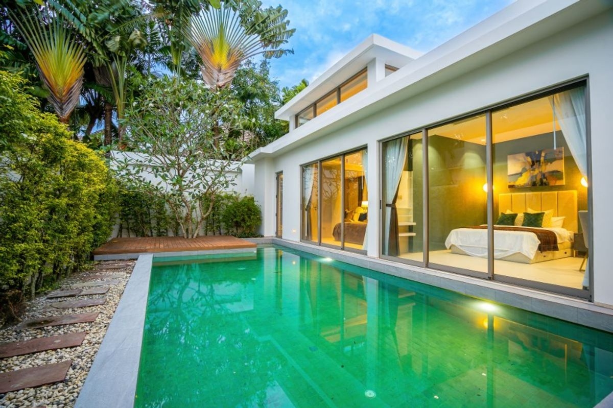 Phuket : 🏢 Luxury Private Pool Villas in Bang Tao - Available for Rent/Sale! 🌴✨