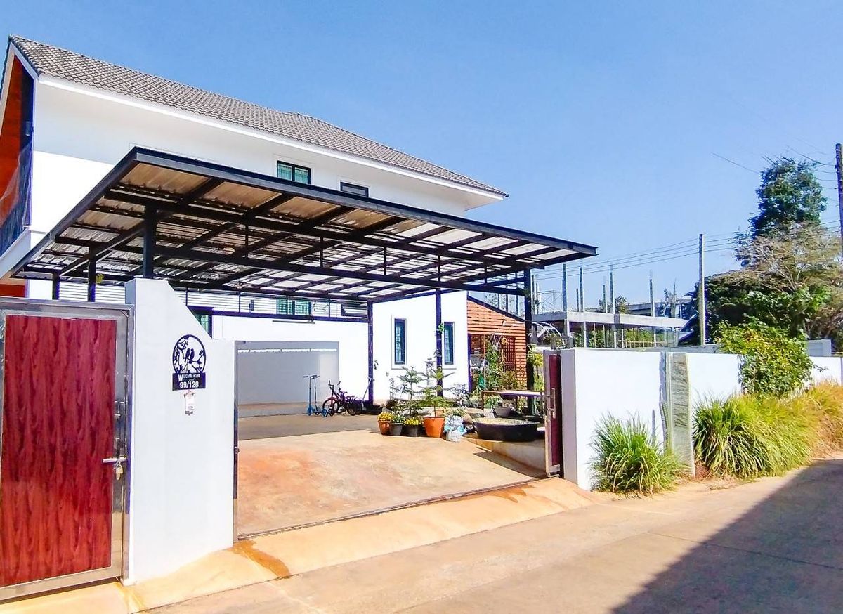 For SaleHouseKorat Nakhon Ratchasima : 2 -storey detached house for sale, Land and House Project, Pak Chong District, Nakhon Ratchasima Province