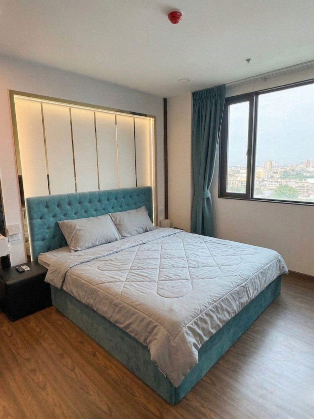 ให้เช่าคอนโดรัชดา ห้วยขวาง : ✨ ให้เช่า อาร์ติซาน รัชดา บิ๊วอินทั้งห้อง เฟอร์ครบ ห้องกว้าง (ตู้เสื้อผ้าใหญ่มาก)✨ ห้องว่าง 25 เม.ย. 2569