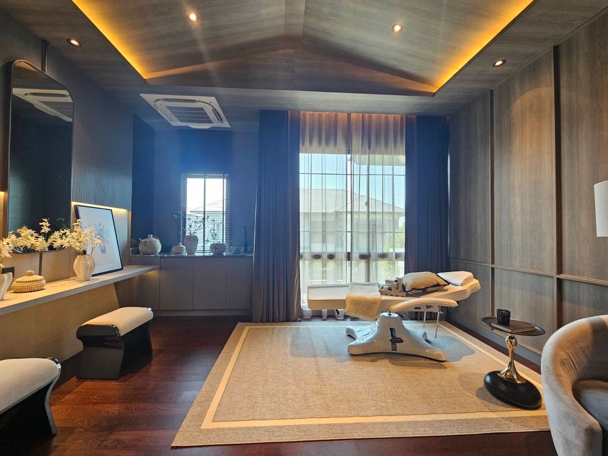 ขายบ้านราษฎร์บูรณะ สุขสวัสดิ์ : บ้านเดี่ยว 2 ชั้น 5 นอน 6 น้ำ “Grand Bangkok Boulevard สุขสวัสดิ์-พระราม 3” ใกล้ MRT, ทางด่วน และ รร นานาชาติ