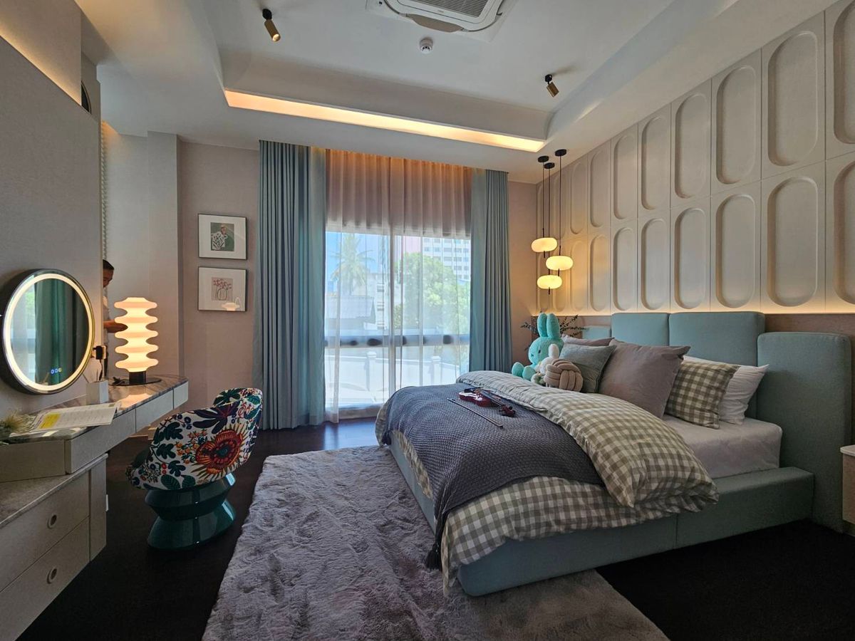 ขายบ้านราษฎร์บูรณะ สุขสวัสดิ์ : บ้านเดี่ยว 2 ชั้น 5 นอน 6 น้ำ “Grand Bangkok Boulevard สุขสวัสดิ์-พระราม 3” ใกล้ MRT, ทางด่วน และ รร นานาชาติ