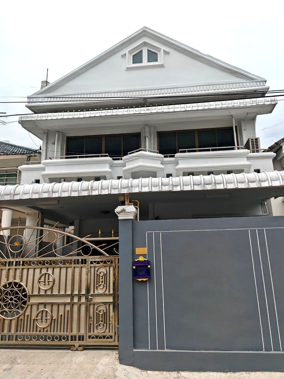 ให้เช่าบ้านลาดพร้าว เซ็นทรัลลาดพร้าว : ให้เช่า บ้านเดี่ยว 2 ชั้นครึ่ง ซอย ลาดพร้าว 42