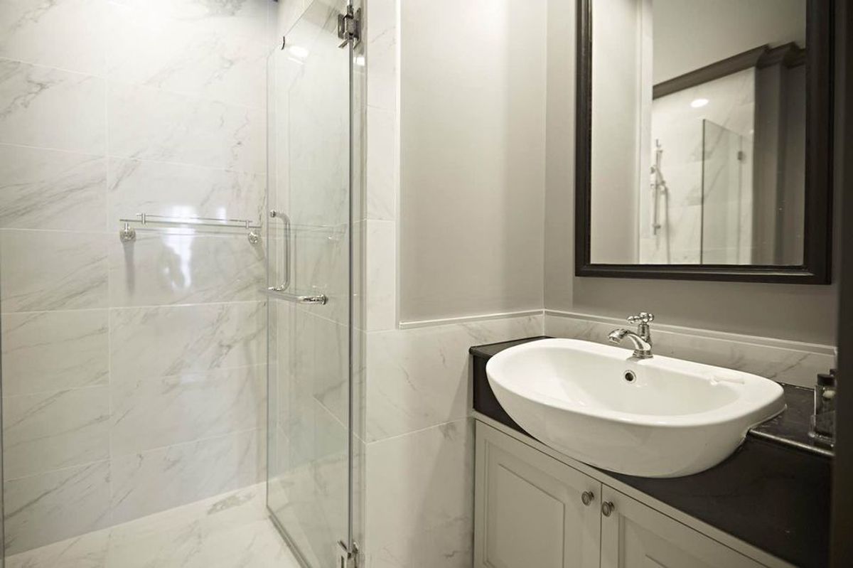 For SaleCondoSiam Paragon ,Chulalongkorn,Samyan : The Reserve Kasemsan 3【𝐒𝐄𝐋𝐋 & 𝐑𝐄𝐍𝐓】🔥Simple and classy, ​​bright tones, soft white, premium furniture everywhere🔥 Contact Line ID: @hacondo