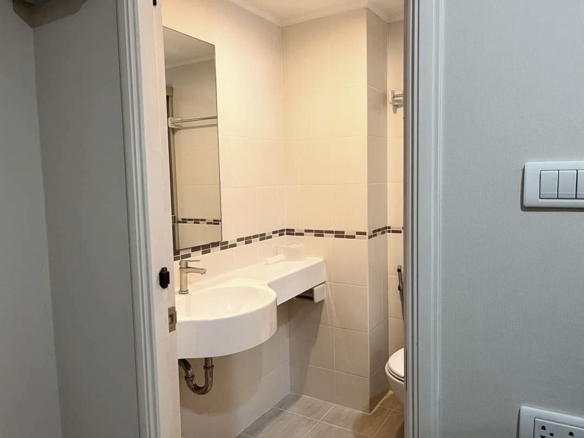 ขายคอนโดรามคำแหง หัวหมาก : S-LP26261  ขายคอนโด ลุมพินี วิลล์ รามฯ26, ชั้น 1 ตึก B แต่งครบ 31 ตรม. 1.55 ล้าน 064-959-8900