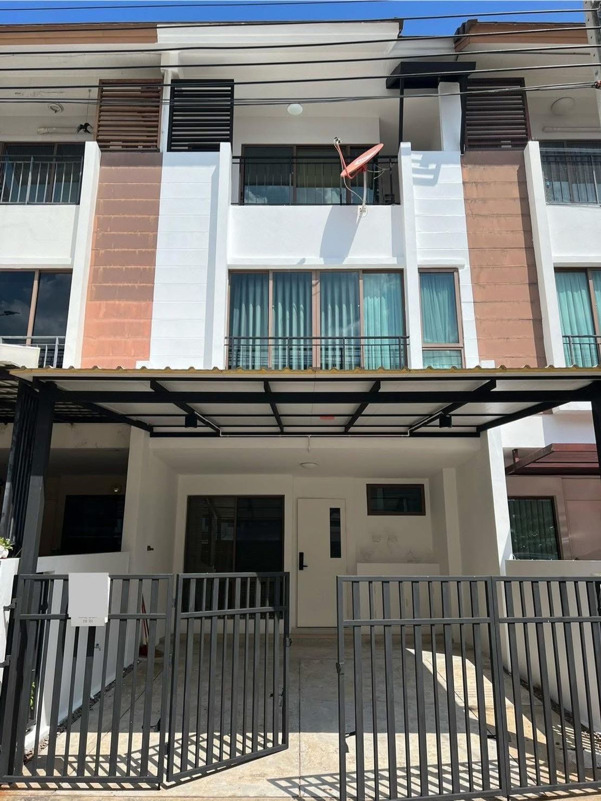 For RentTownhomeOnnut, Udomsuk : M976 Rent a Townhouse The Private Sukhumvit-Bangchak
