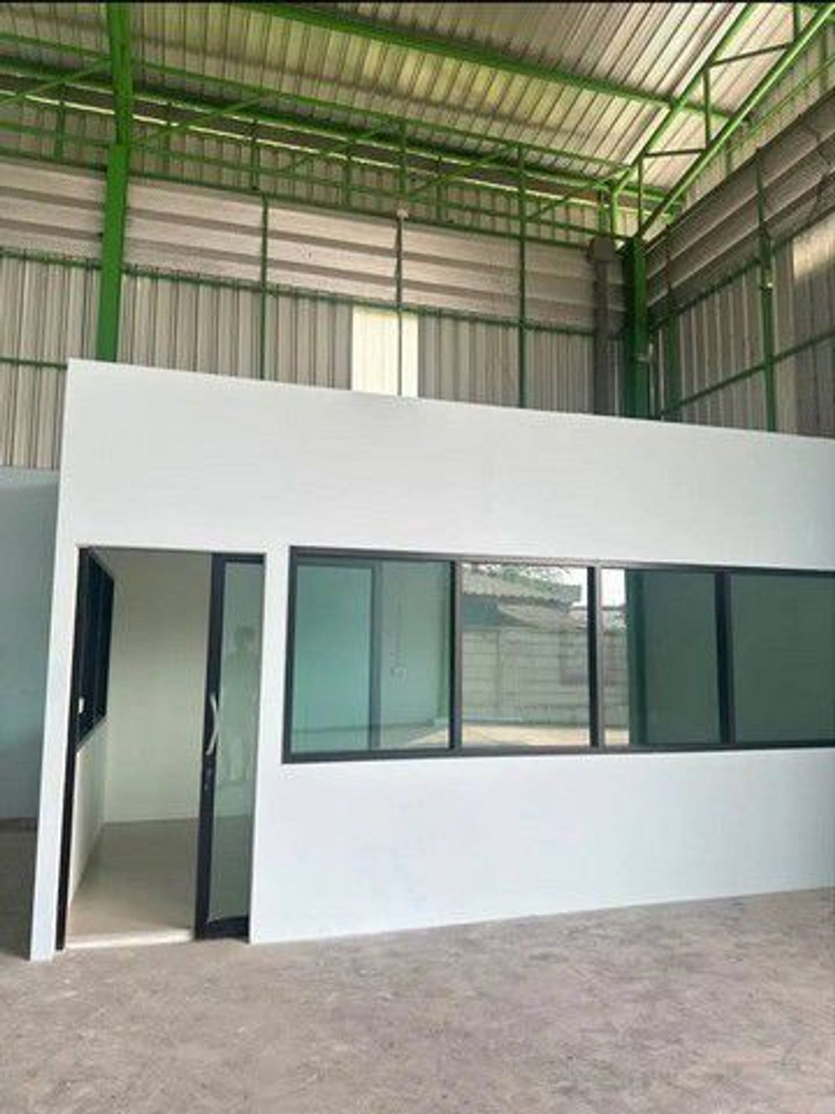 For RentWarehouseRama 2, Bang Khun Thian : Rent a warehouse with office in Soi Bang Kadi, Samae Dam, Rama 2