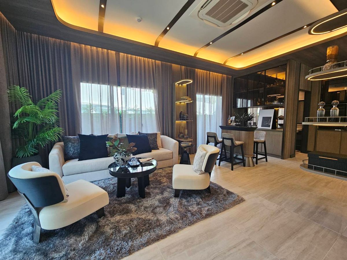 ขายบ้านราษฎร์บูรณะ สุขสวัสดิ์ : บ้านเดี่ยว 2 ชั้น 5 นอน 6 น้ำ “Grand Bangkok Boulevard สุขสวัสดิ์-พระราม 3” ใกล้ MRT, ทางด่วน และ รร นานาชาติ