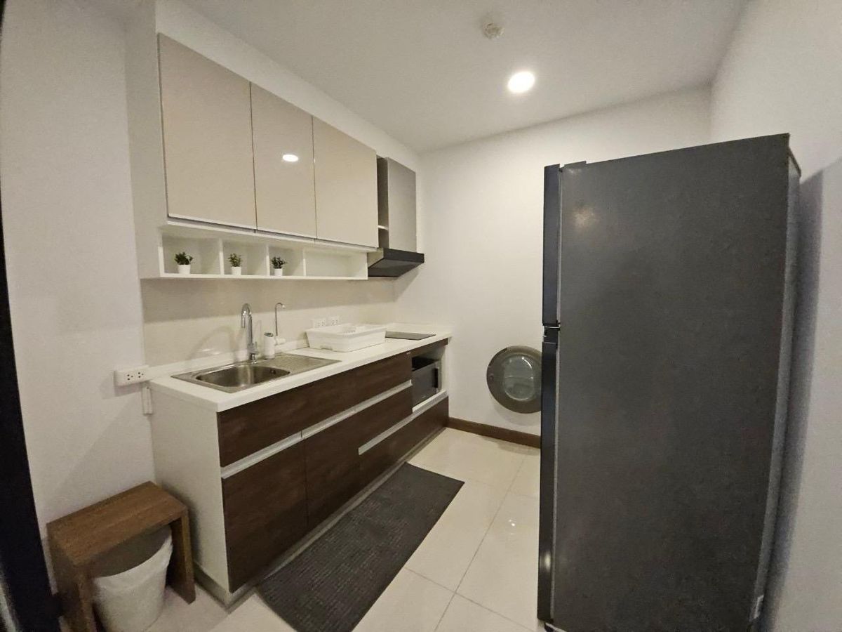 For RentCondoWongwianyai, Charoennakor : Supalai Premier Charoen Nakhon【𝐑𝐄𝐍𝐓】🔥Luxurious decoration in every corner Built-in furniture is perfect, warm but with a premium feel🔥 Contact Line ID: @hacondo