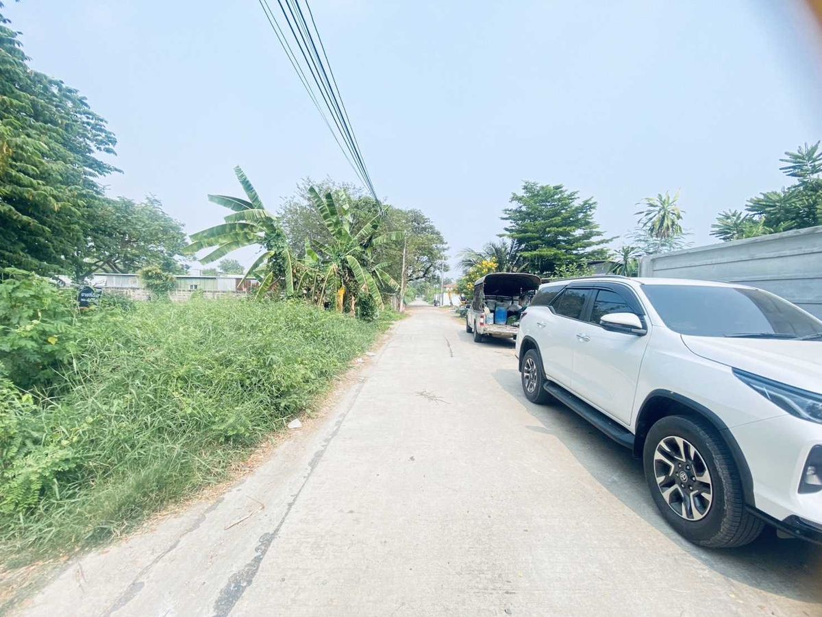 For SaleLandKasetsart, Ratchayothin : Land for sale in Bang Khen, Ram Inthra, near the Green Line BTS BTS Saphan Mai