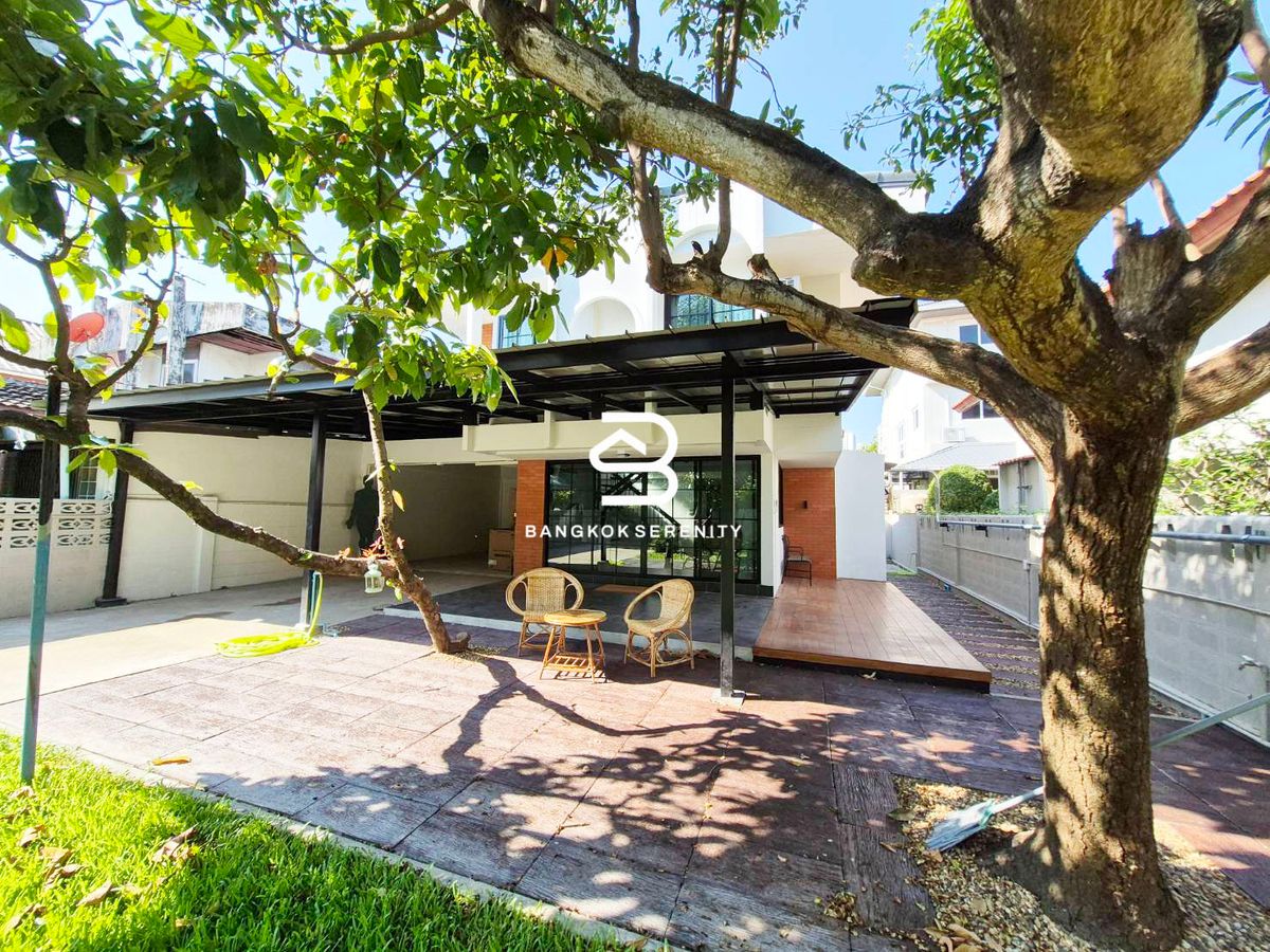 ให้เช่าบ้านบางนา แบริ่ง ลาซาล : Pet friendly house for rent near Mega Bangna