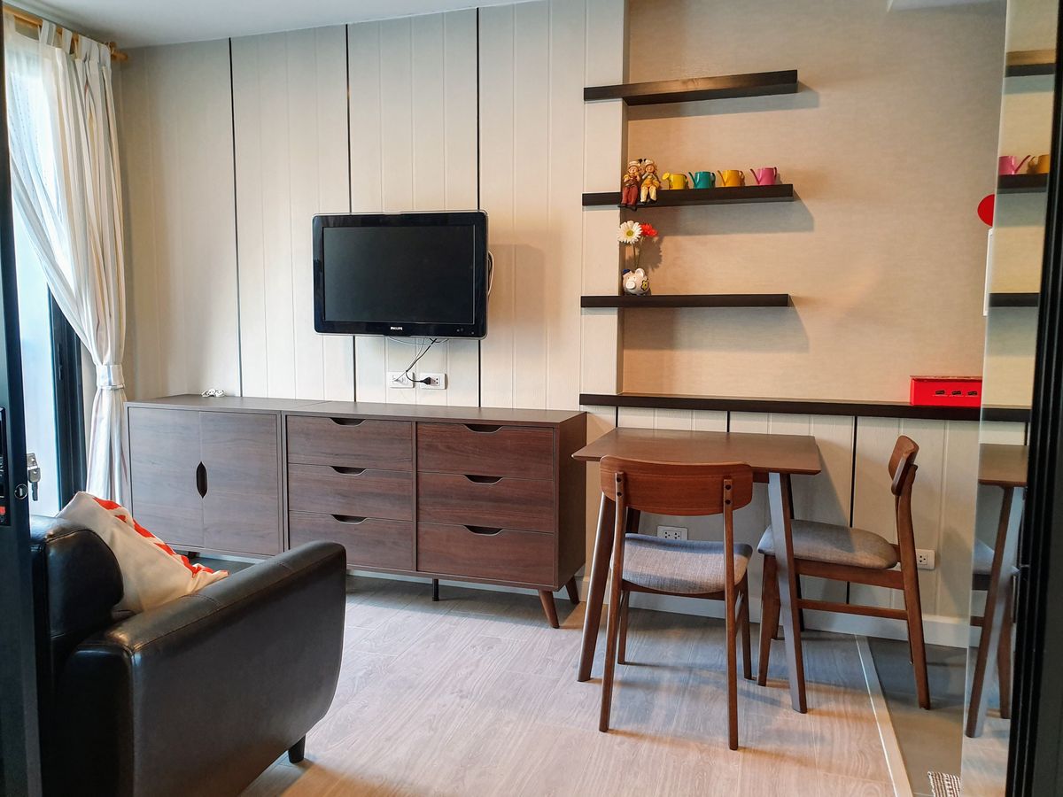 ขายคอนโดนนทบุรี บางใหญ่ บางบัวทอง : 🔥ขายด่วน🔥คอนโด Metro Luxe Riverfront รัตนาธิเบศร์ (ห้องวิวแม่น้ำ) เฟอร์นิเจอร์ใหม่เอี่ยม พร้อมเข้าอยู่ทันที