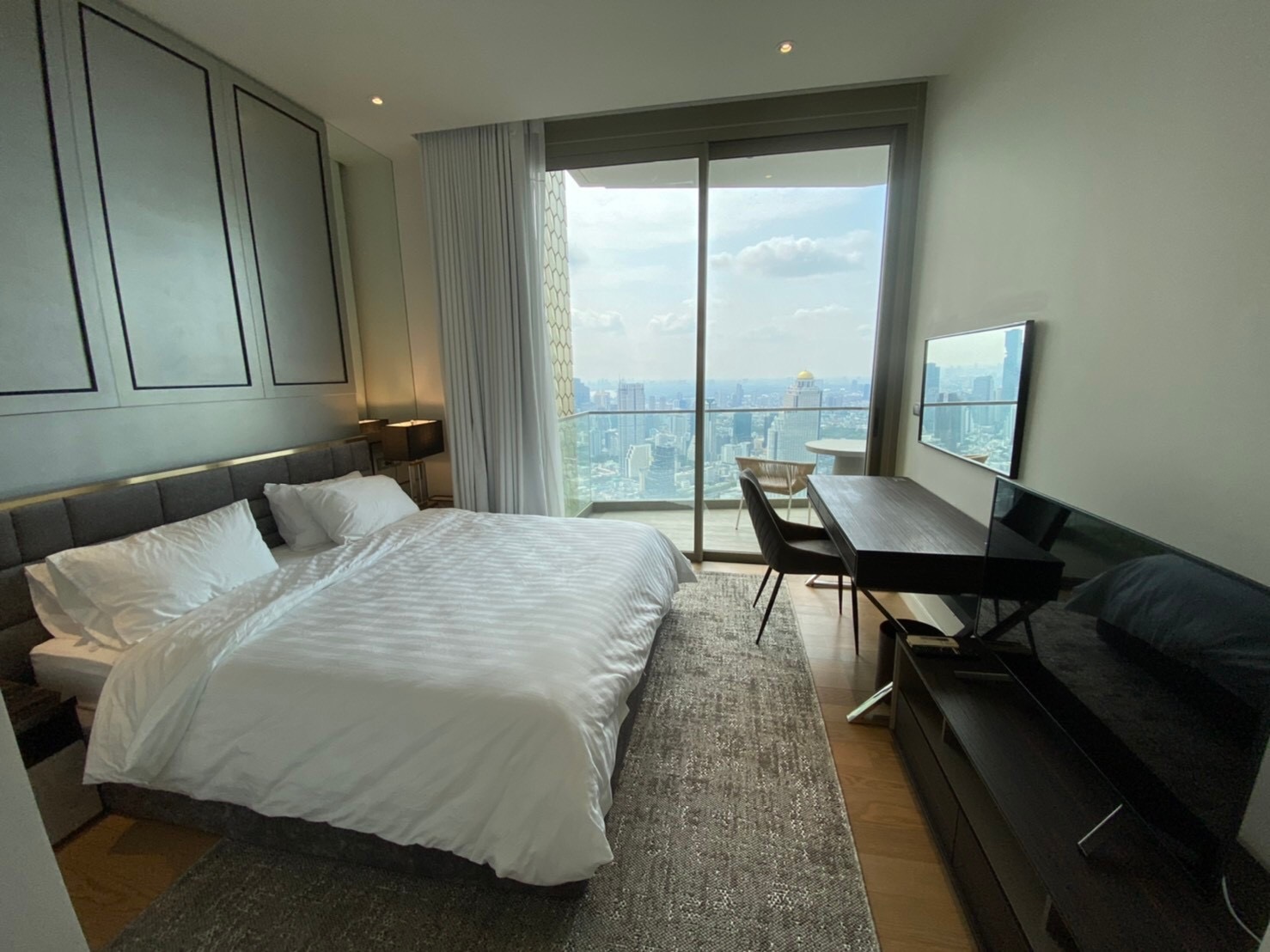 ให้เช่าคอนโดวงเวียนใหญ่ เจริญนคร : MN04531 - Magnolias Waterfront Residences (Icon Siam) :  แมกโนเลียส์ วอเตอร์ฟรอนท์ เรสซิเดนซ์ (ไอคอนสยาม) - ICONSIAM / BTS Charoen Nakhon
