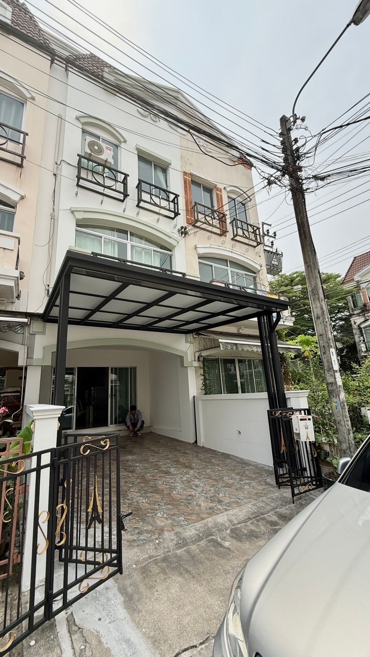 For RentTownhomeRamkhamhaeng, Hua Mak : 3-story townhome, good location, beautiful decoration for rent in Ramkhamhaeng-Krungthep Kreetha Near Dae Park, Krungthep Kreetha only 1.2 km.