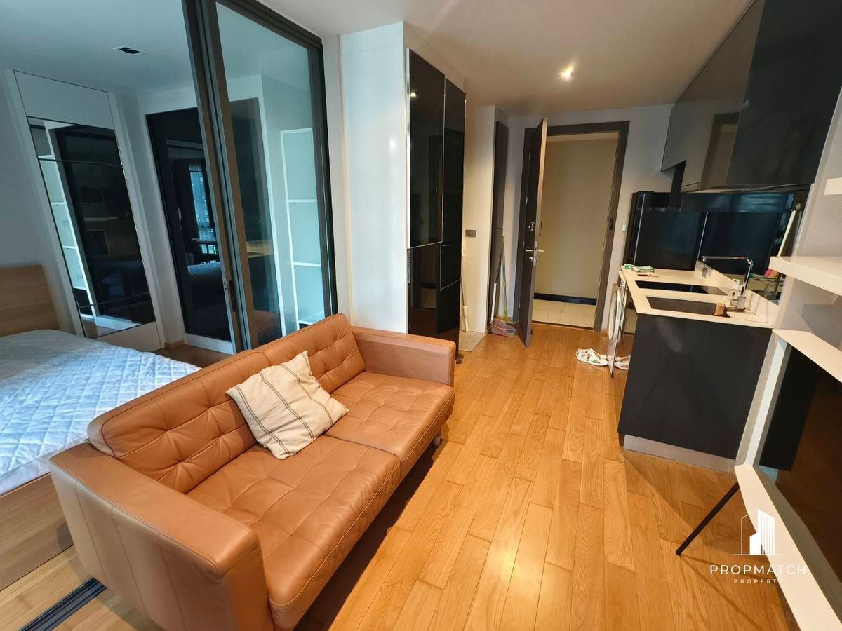 ขายคอนโดสยาม จุฬา สามย่าน : 💥ดีล ห้องแต่งสวย ราคาพิเศษ ✨🛋️Altitude Samyan-Silom ( 1Bed 1Bath 30SQM.) พร้อมอยู่ ! เพียง 4,700,000บาท Tel.0981315848 @propmatch