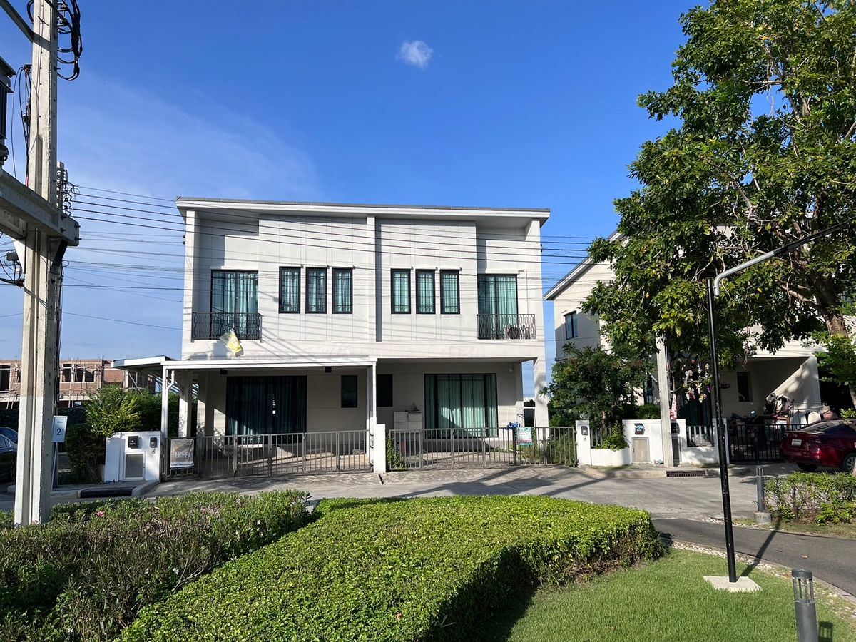 ขายทาวน์โฮมสมุทรปราการ สำโรง : ขายบ้านทาวน์เฮาส์ 2 ชั้น ทำเลสุดคุ้ม หน้าสวนสาธารณะ โครงการชวนชื่น ทาวน์วิลเลจ บางนา