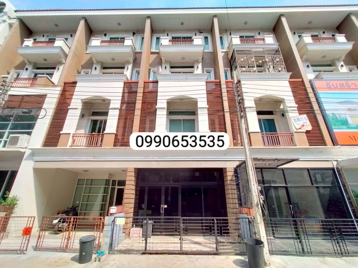 For RentTownhomeKaset Nawamin,Ladplakao : ⚡ 4 -story townhome for rent, Premium Place Nawamin Village, Size 23.40 sq.w. ⚡