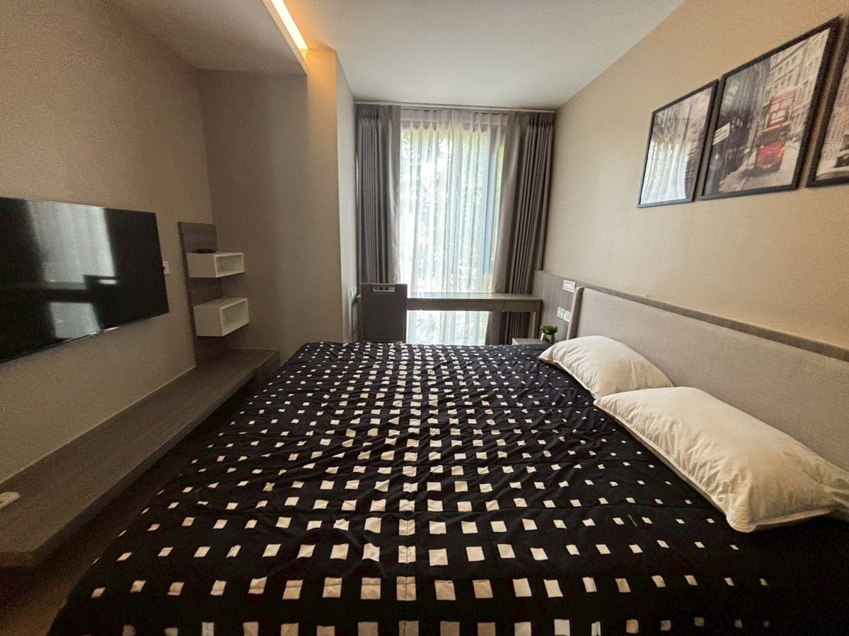 ให้เช่าคอนโดสุขุมวิท อโศก ทองหล่อ : Urgent For rent 2 Bed 2 Bath bigger room close to BTS thong lo