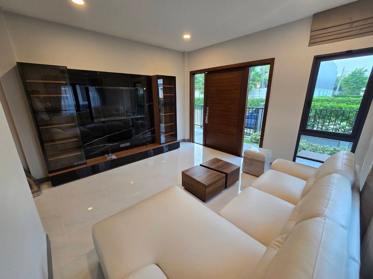 ให้เช่าบ้านบางนา แบริ่ง ลาซาล : 💥ForRent💥4Bed • The City Bangna 🏡 Near Mega Bangna 🔥Hot Price 🔥 Ready to move in ‼️  Fully Furnished ✨