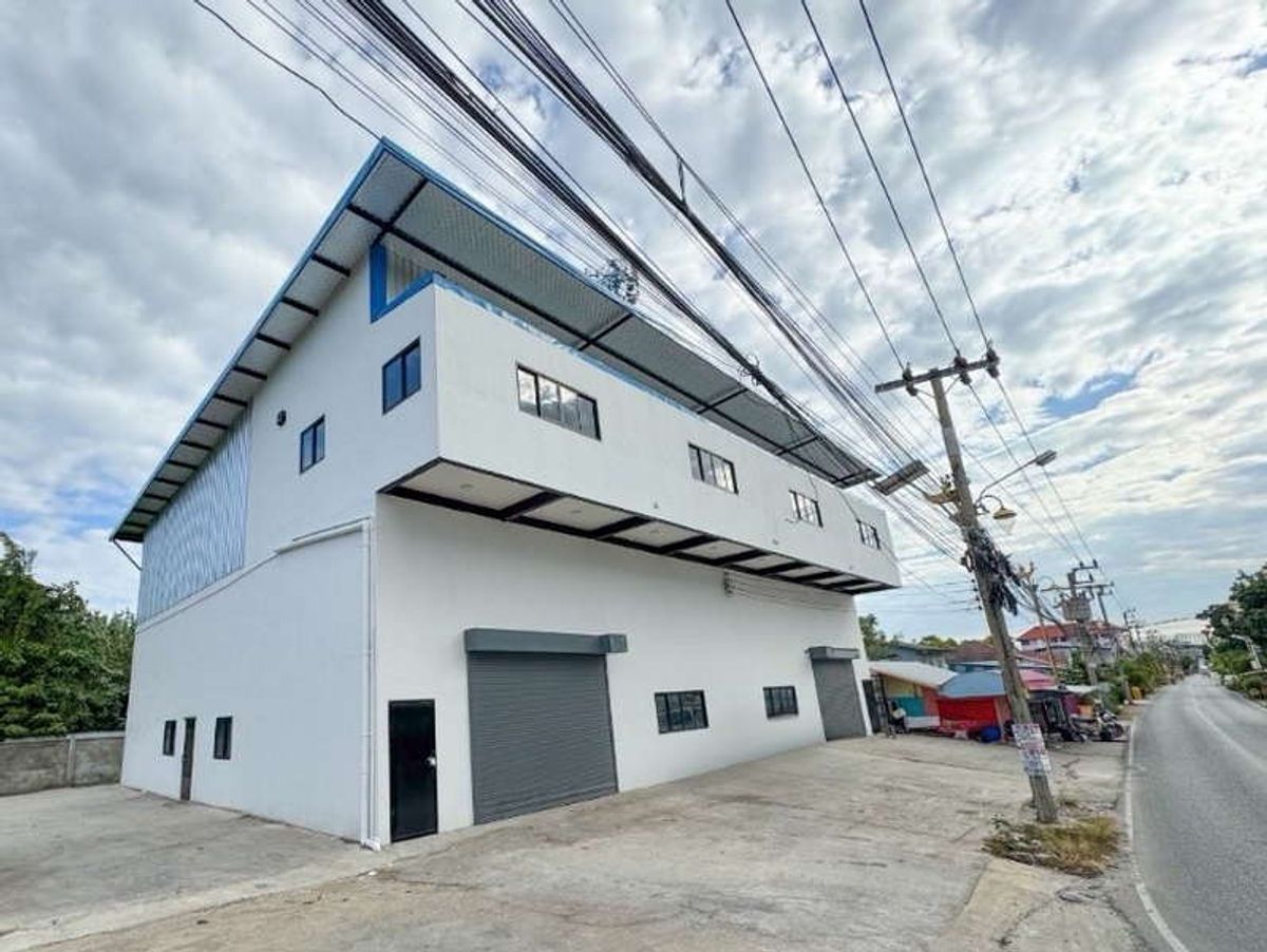 For RentWarehouseSamut Prakan,Samrong : Samut Prakan Warehouse King Kaew Bre24047