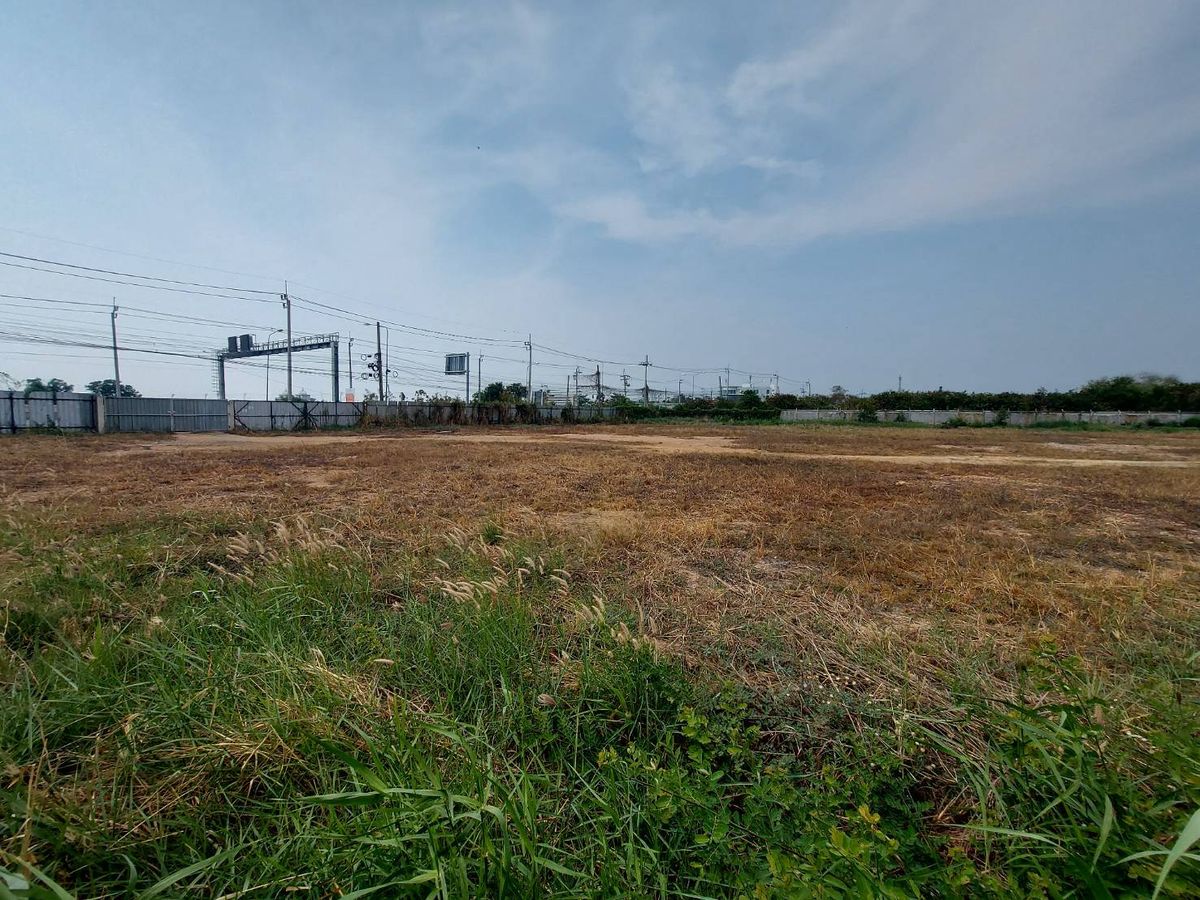 ขายที่ดินบางนา แบริ่ง ลาซาล : ขายที่ดินถมแล้ว ติดถนน 2 ด้าน ใกล้เอแบค บางนากม. 26 (N.1622)