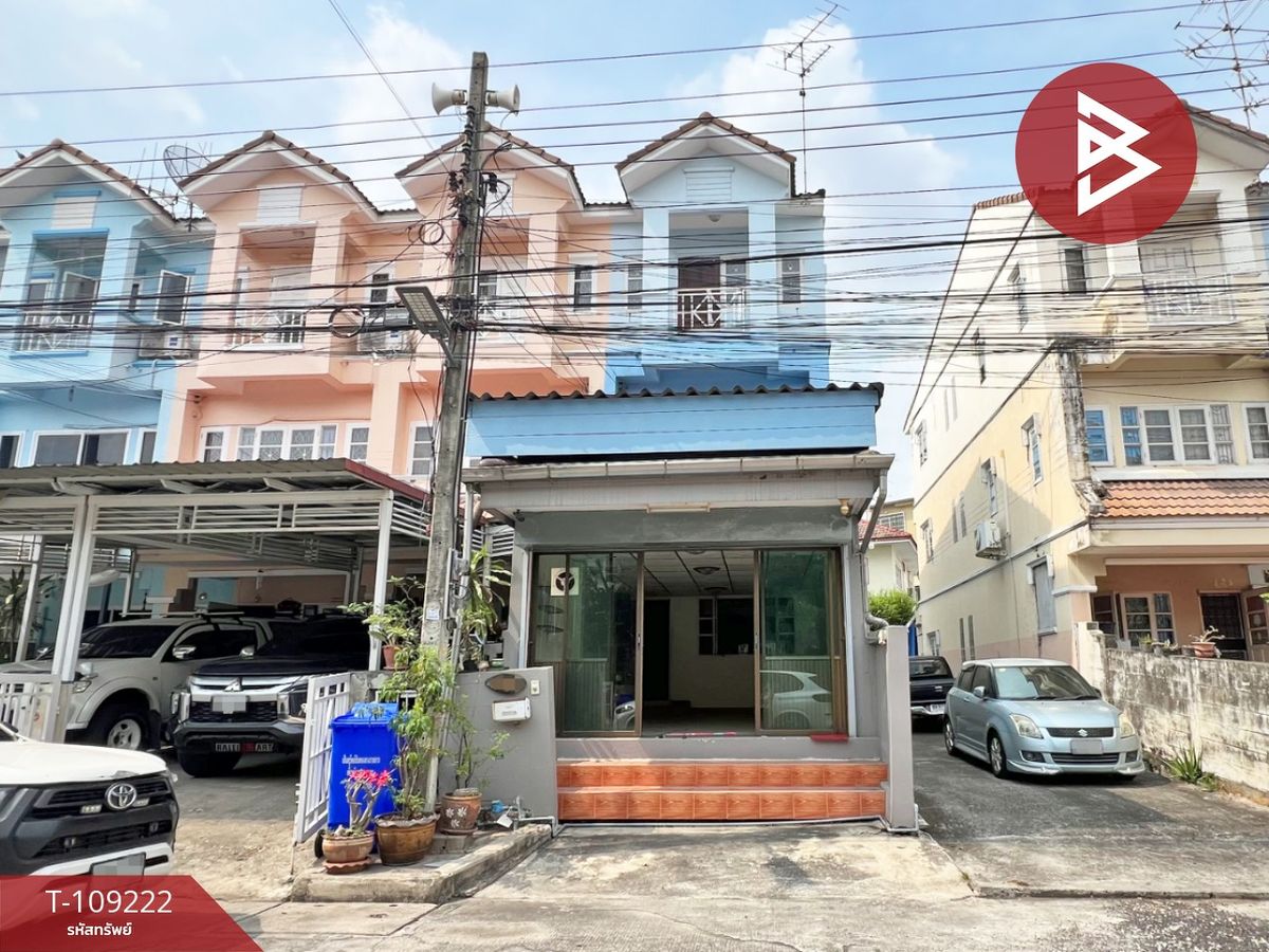 ขายทาวน์โฮมสมุทรปราการ สำโรง : ขายทาวน์โฮม หมู่บ้านลัลลี่วิลล์ 2 ศรีนครินทร์-เทพารักษ์ สมุทรปราการ