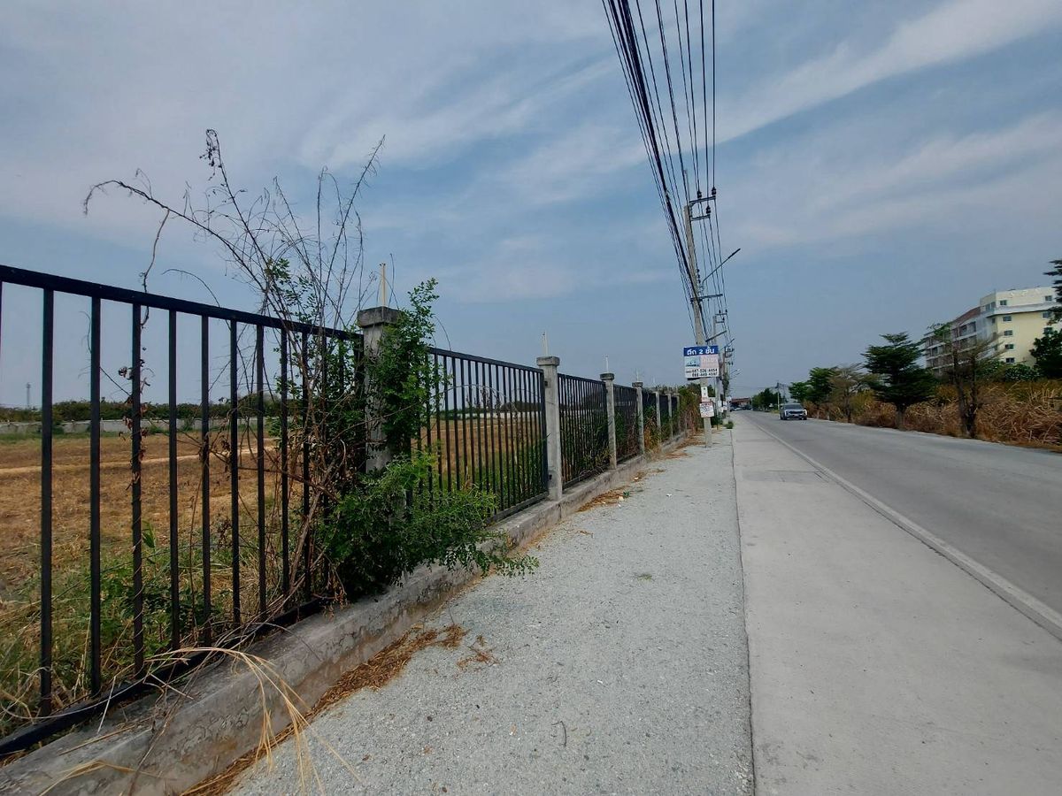 ขายที่ดินบางนา แบริ่ง ลาซาล : ขายที่ดินถมแล้ว ติดถนน 2 ด้าน ใกล้เอแบค บางนากม. 26 (N.1622)