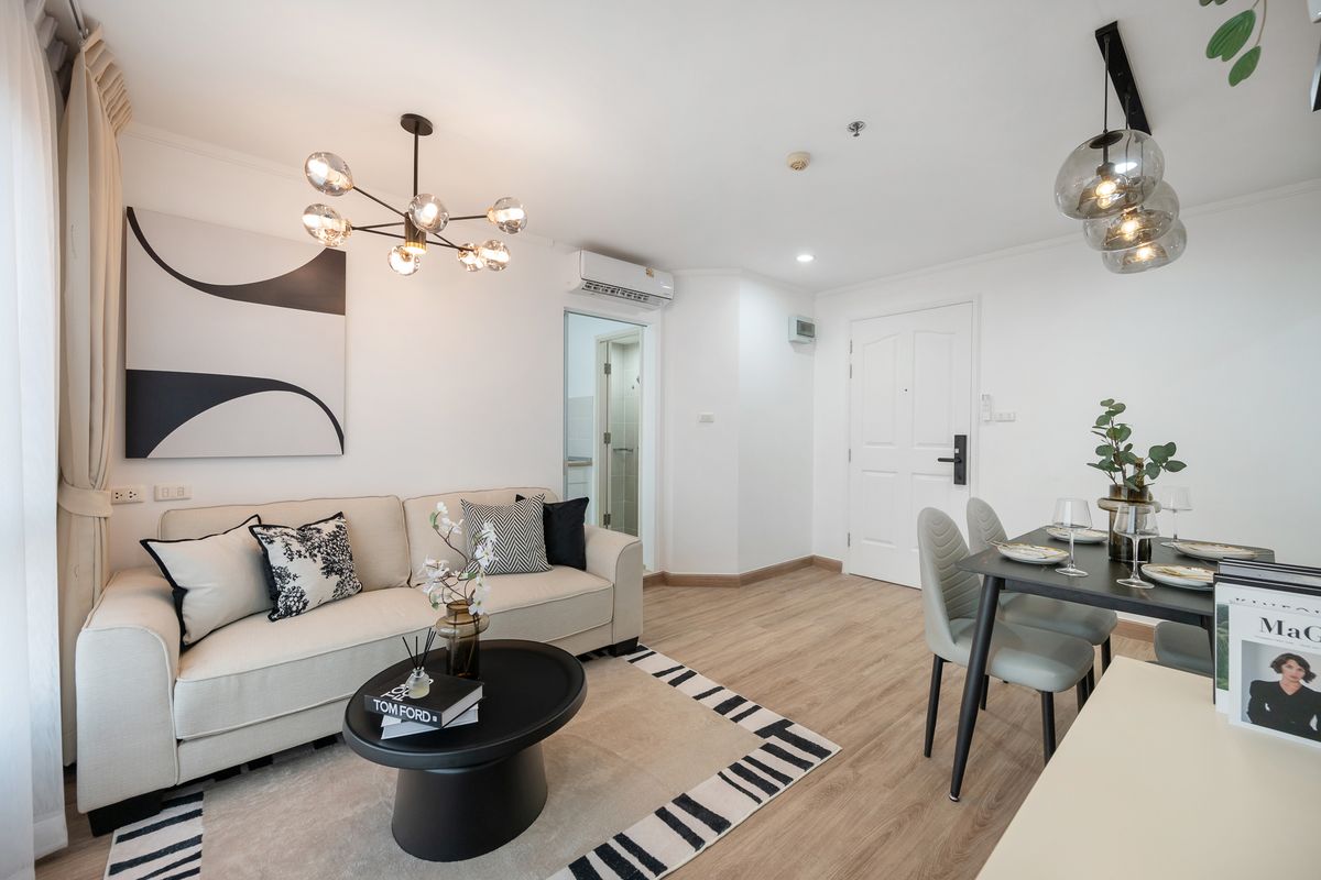 For SaleCondoChaengwatana, Muangthong : Chaeng Watthana 📍| Private corner unit 🛋️, nearly 46 sq.m. , 2 beds 🛏️, 2 baths 🚿, full facilities included!