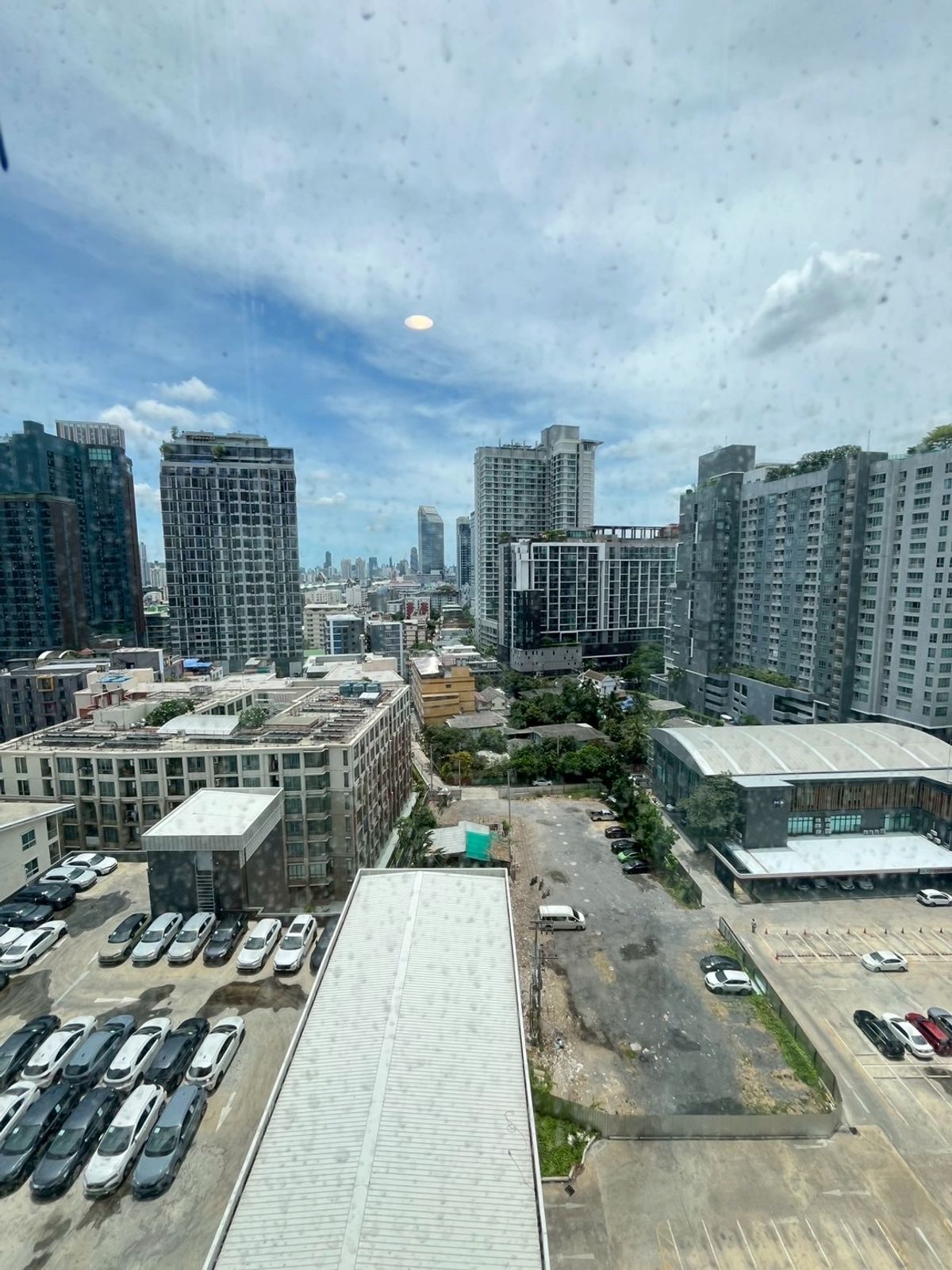 ให้เช่าคอนโดรัชดา ห้วยขวาง : ⭐️XT HUAYKWHANG⭐️1BEDROOM 35sq.m 19.5K/Month 