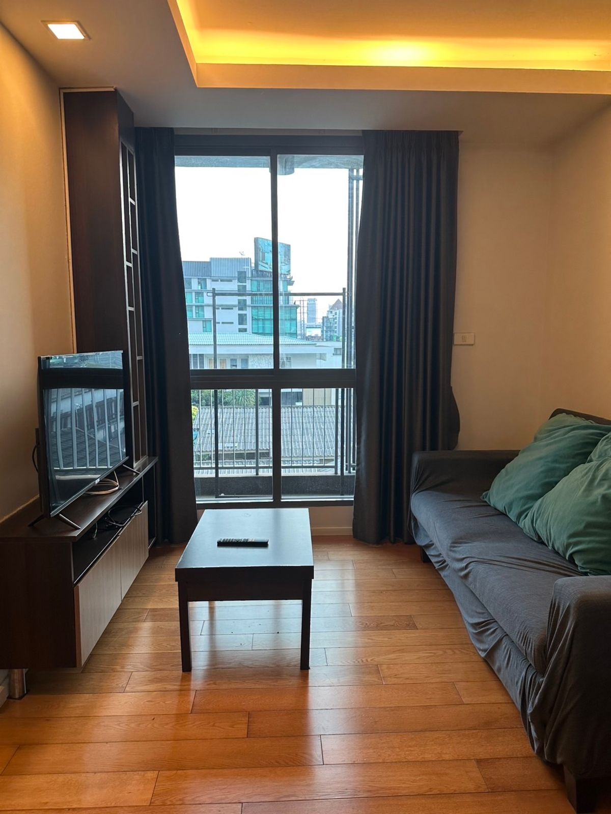 For RentCondoWitthayu, Chidlom, Langsuan, Ploenchit : 🔥SPECIAL DEAL🔥Luxury low rise condominium ✨FOCUS PLOENCHIT✨Sukhumvit Soi 2 (5 minute walk to BTS Ploenchit