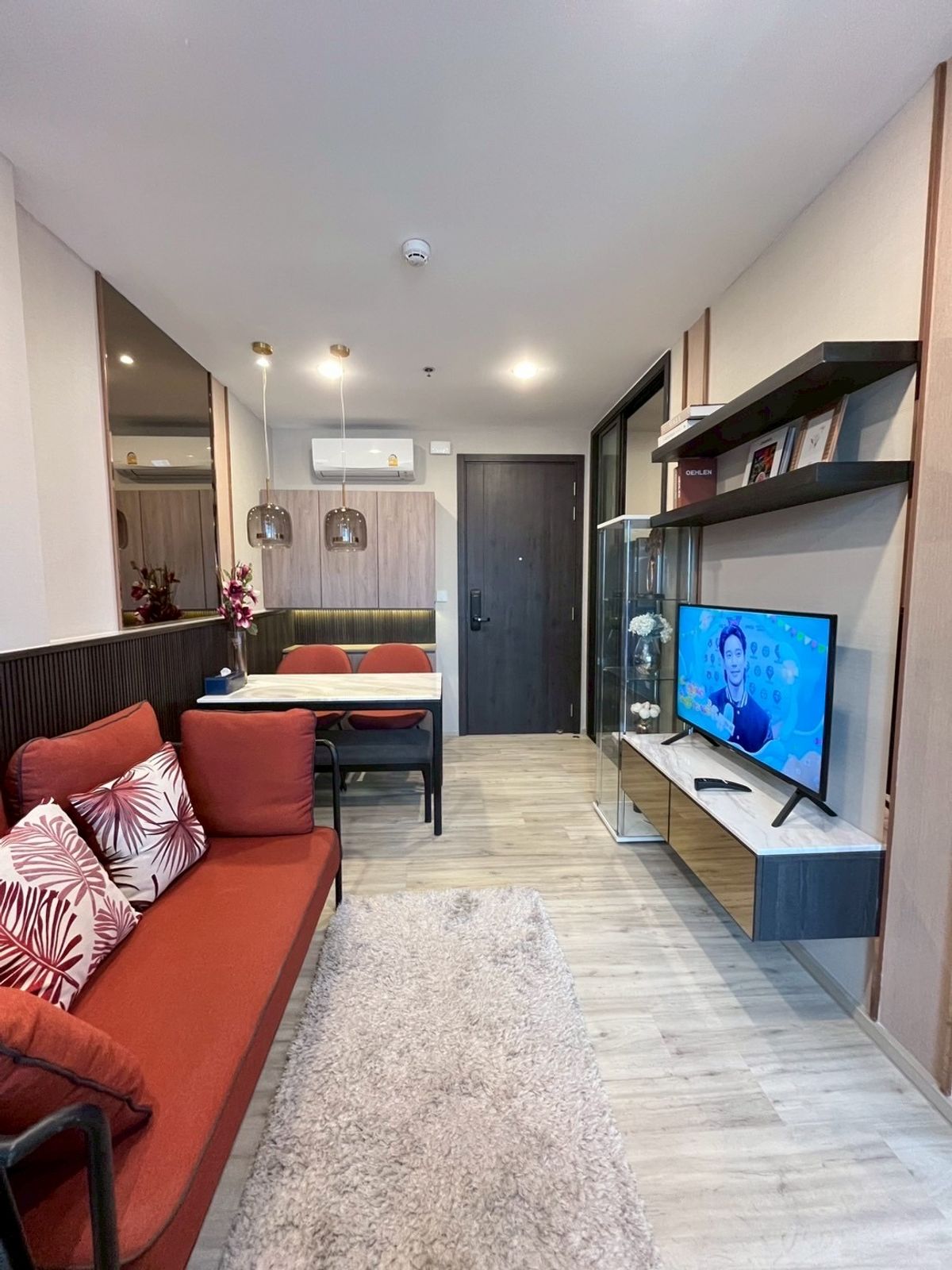 For RentCondoRatchadapisek, Huaikwang, Suttisan : XT Huai Khwang for rent-ready to stay 1 bedroom, neat 35SQ.M (happy to negotiate 🫡)
