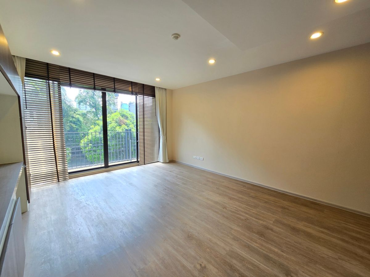 คอนโดวิทยุ ชิดลม หลังสวน : FOR SALE AND RENT 1 BEDROOM  63.14  SQ.M  NO EFFECT FROM EARTHQUAKE READY TO MOVE
