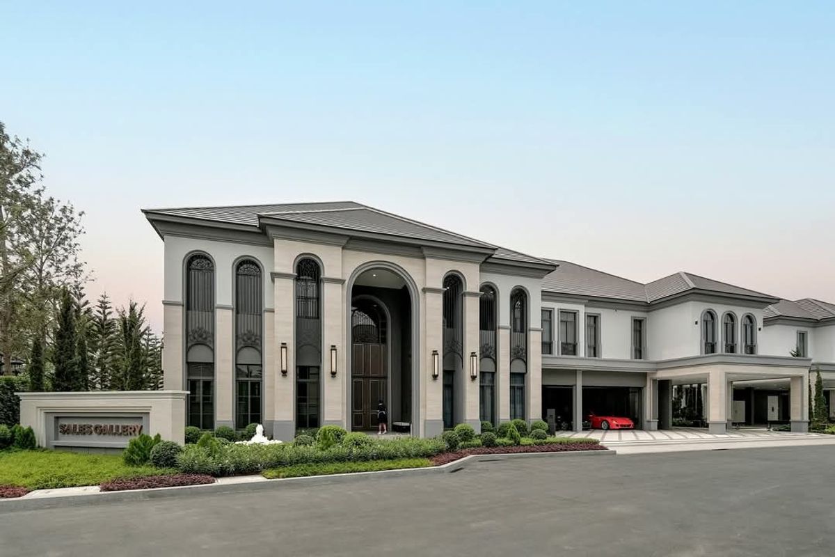 For SaleHousePattanakan, Srinakarin : ✨️The Palazzo, Krungthep Kreetha, large plot 140 million baht ✨️