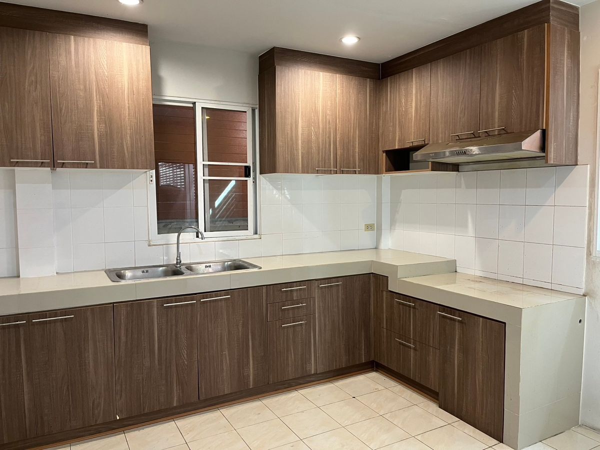 ขายบ้านมีนบุรี-ร่มเกล้า : บ้านเดี่ยวทำเลทอง เดินทางสะดวก ใกล้ MRT มีนบูรี  🔥 เพอร์เฟค พาร์ค สุวรรณภูมิ เฟส 2 / 3 ห้องนอน (ขาย), Perfect Park Suvannabhumi Phase 2 / 3 Bedrooms (FOR SALE) AA331