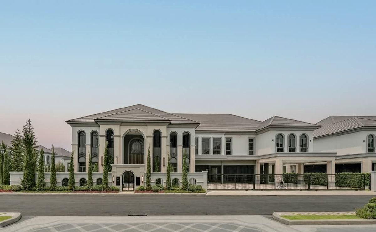 ขายบ้านพัฒนาการ ศรีนครินทร์ : ✨️THE PALAZZO กรุงเทพกรีฑา แปลงใหญ่ 140 ล้านบาท✨️